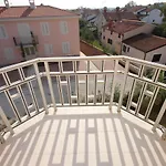 With A Parking Space Funtana, Porec - 7076 Апартаменты