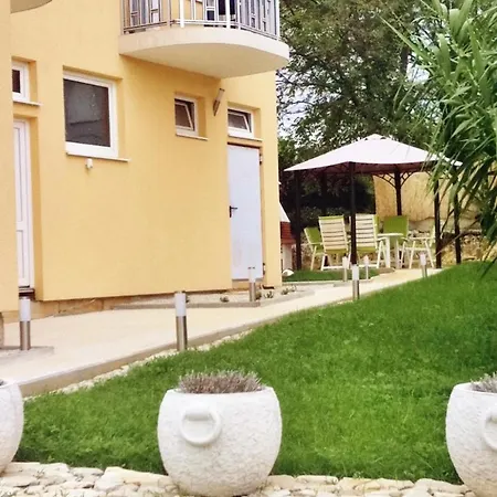 Appartement With A Parking Space Funtana, Porec - 7076 Funtana