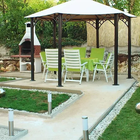 With A Parking Space Funtana, Porec - 7076 Appartement *