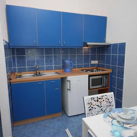 With A Parking Space Funtana, Porec - 7076 Appartement *