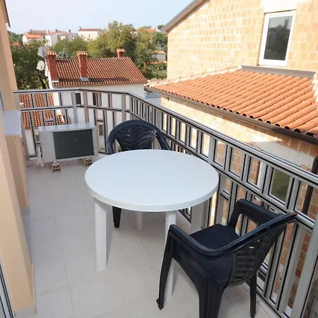 Appartement With A Parking Space Funtana, Porec - 7076 Funtana
