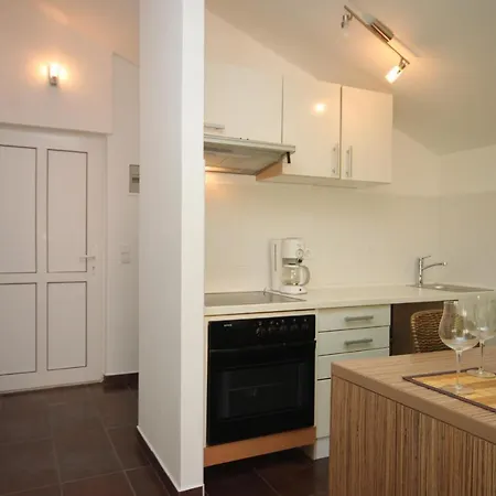With A Parking Space Funtana, Porec - 7076 Appartement *