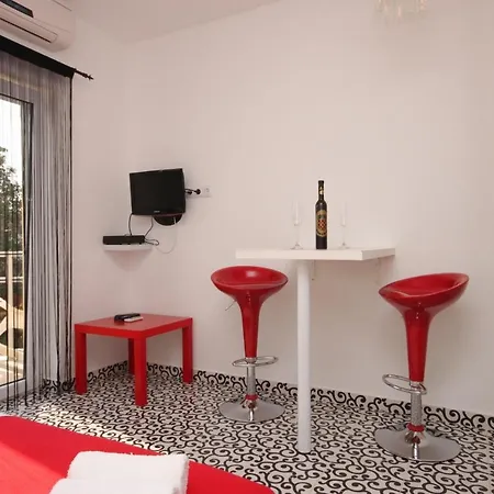 Appartement With A Parking Space Funtana, Porec - 7076 Funtana