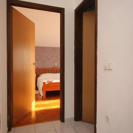 Appartement With A Parking Space Funtana, Porec - 7076 Funtana